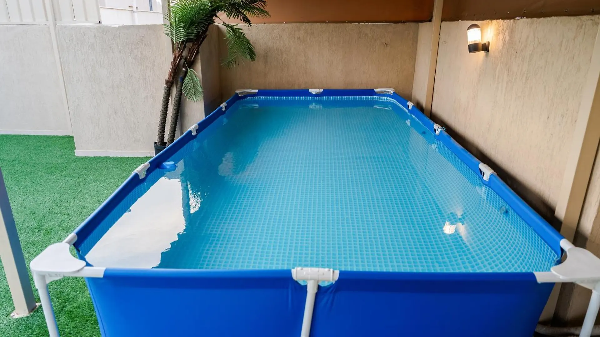 Lux Kaaba Suite Rooftop Pool Mecca