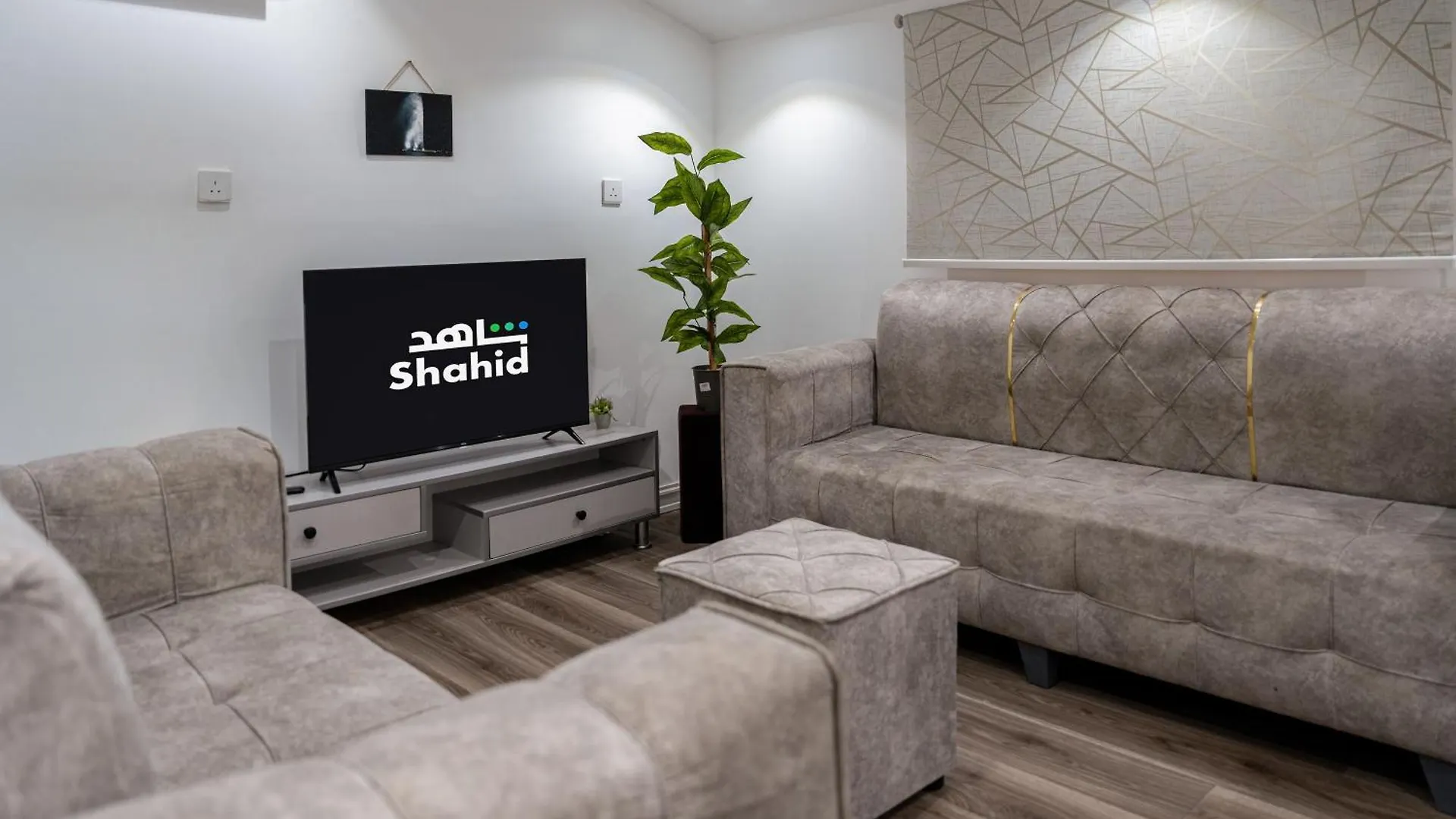 Lux Kaaba Suite Rooftop Pool Mecca Apartemen